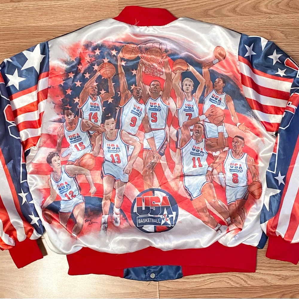 Vintage NBA Chalk Line Jacket “The Dream Team” Fanimation Starter Jordan Etc